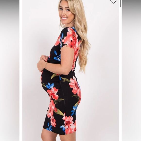 PINKBLUSH Black Floral Fitted Maternity Dress - Picture 2 of 11